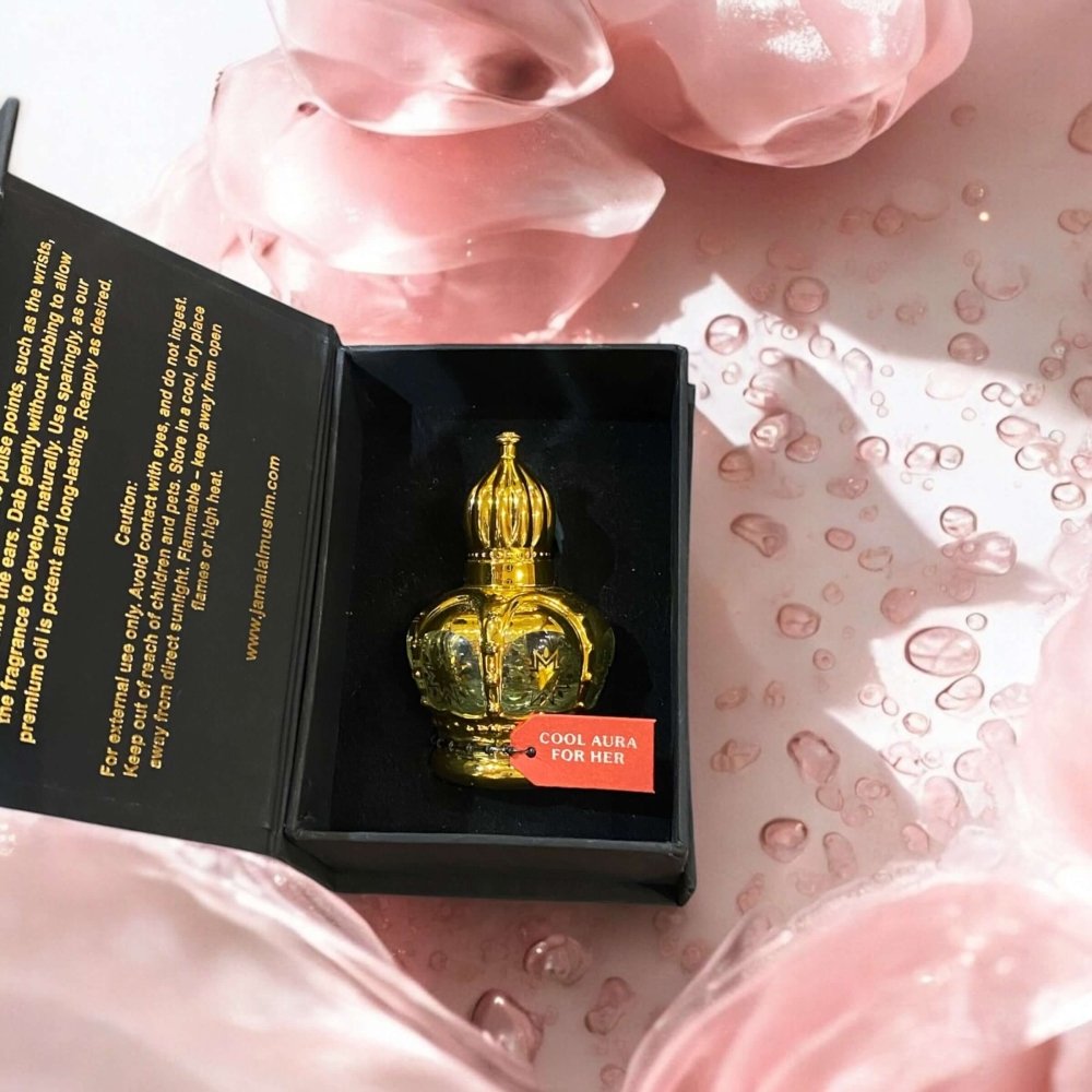 Cool Aura for Her - Refreshing Women's Perfume Oil in a decorative golden bottle with packaging.